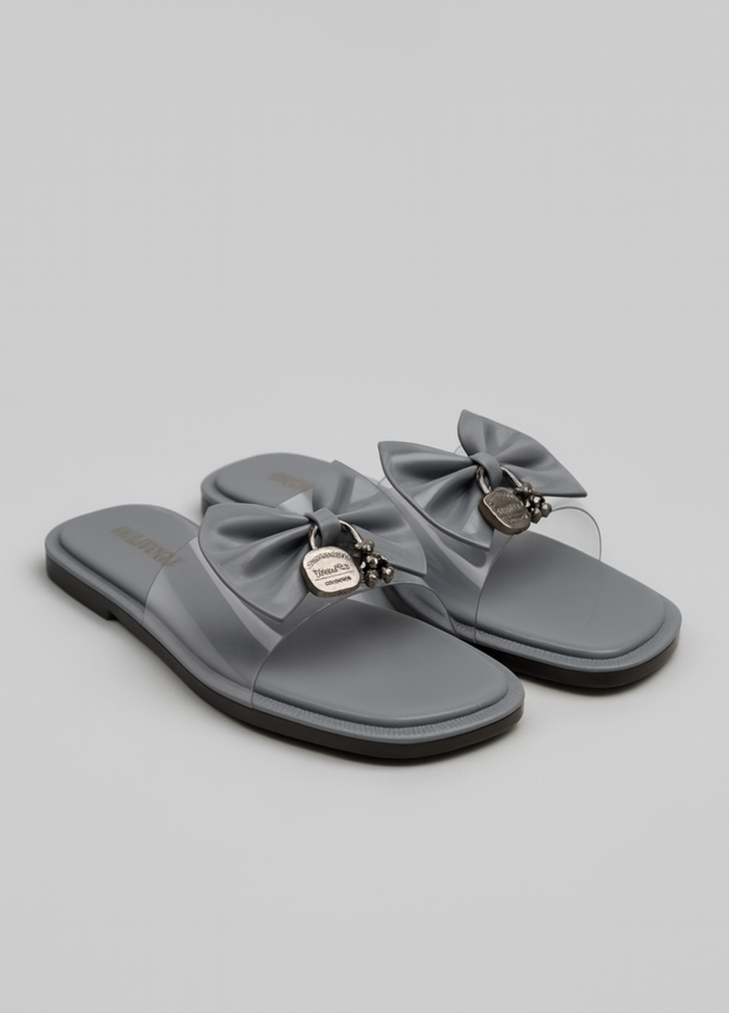 Women’s Slip-On Flats with Bow & Charm Detail – Trendy Casual Sandals - Image 2